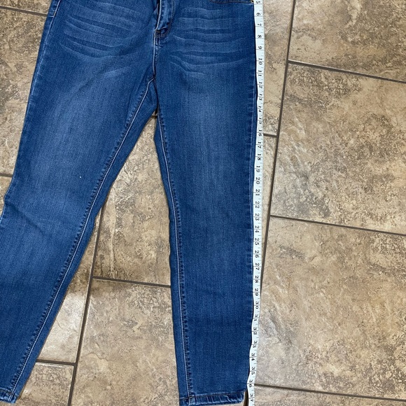 Women’s rue 21 jeans size 14 regular - Picture 3 of 9